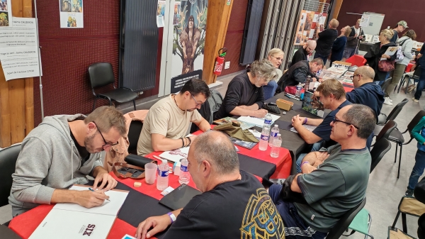 28e festival de BD de Gisors, encore un bon cru ! Casado, Calderon, Villesange, Orpheelin et Le Hénanff face à leur public au festival BD de Gisors 2025