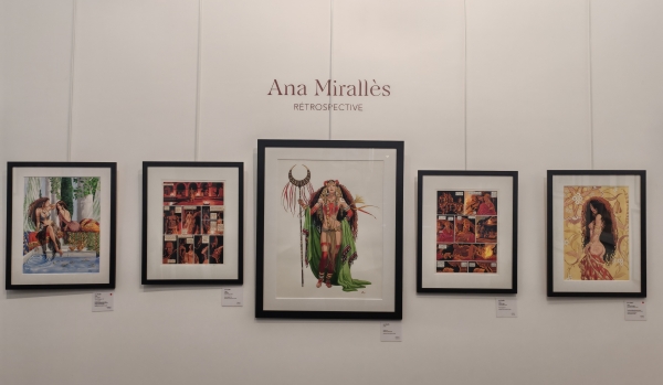 Une riche rétrospective consacrée à Ana Miralles à la galerie Daniel Maghen, alternant planches originales et illustrations inédites issues de ses albums Djinn, Ava et Muraqqa.