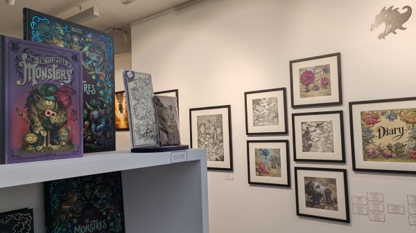 Des livres de monstres et des orignaux Des livres de monstres et des orignaux