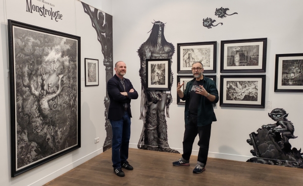 Stan Manoukian et Olivier Souillé devant le monstr Stan Manoukian et Olivier Souillé devant le monstre de Frankenstein