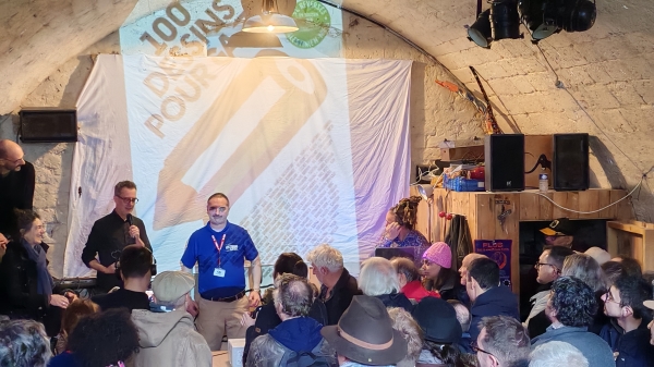 Le Prix Couilles au cul remis à Jérôme Sié, à l'initiative du collectif 100 dessins pour Gaza