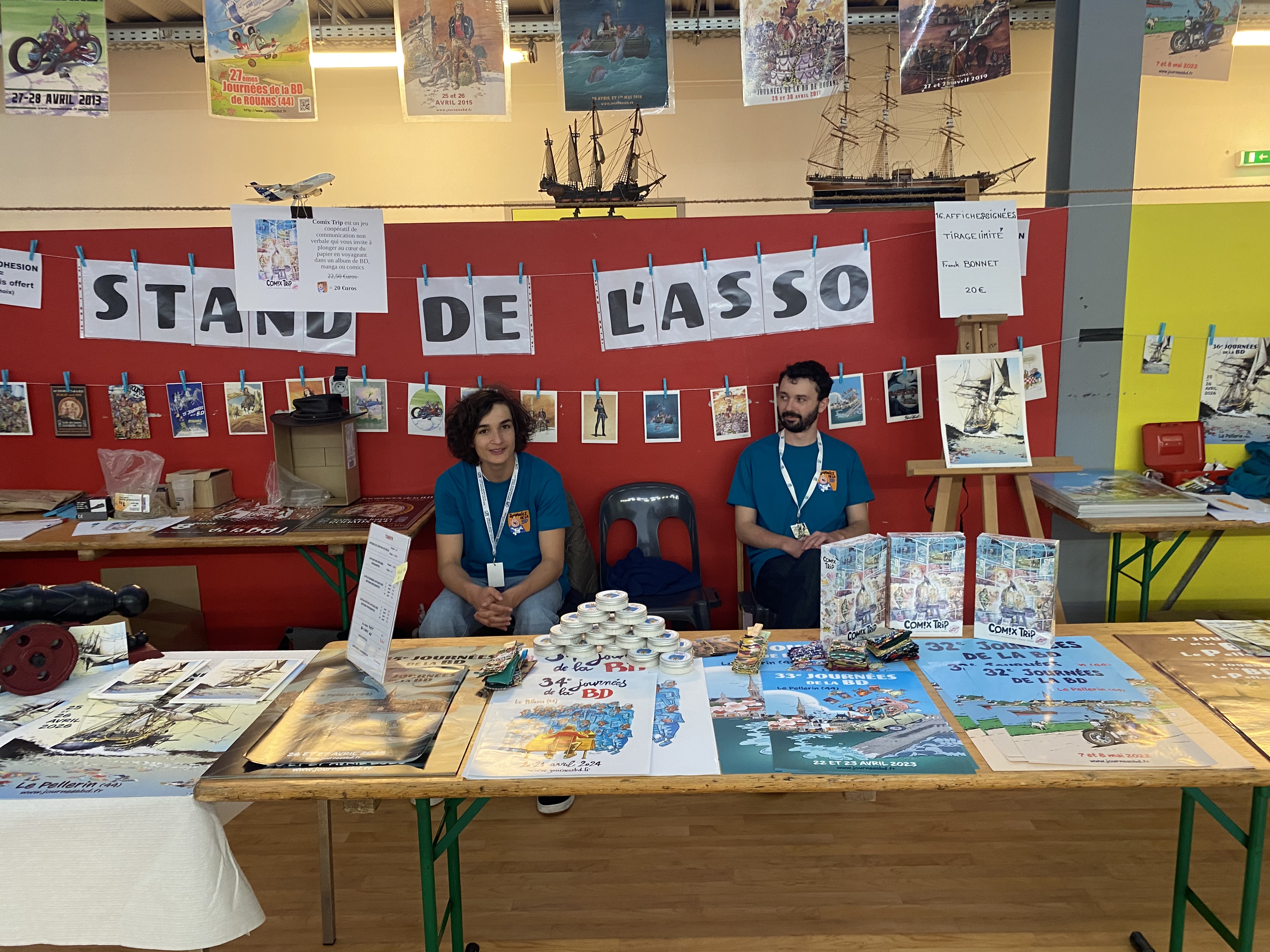 Le stand de l'association organisatrice des Journée de la BD au Pellerin