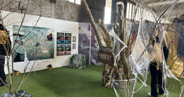 Une Brume illuminant Amiens Exposition