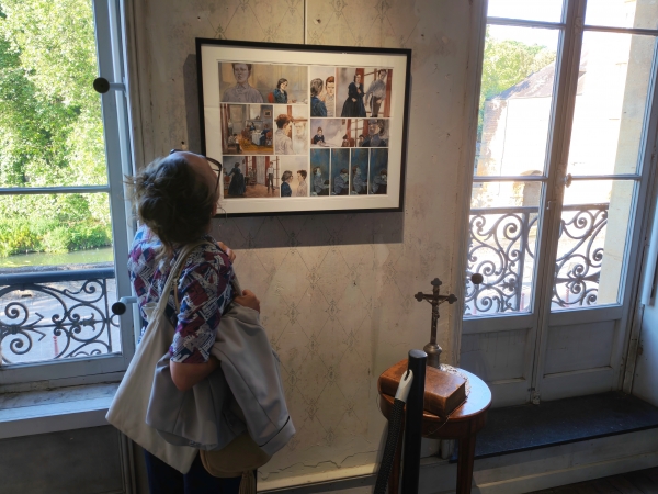 Maison des Ailleurs expo Cuvillier Rimbaud Une pièce de la Maison des Ailleurs ou vécut Arthur Rimbaud, lieu de l'exposition Voleur de Feu avec les travaux de Damien Cuvillier